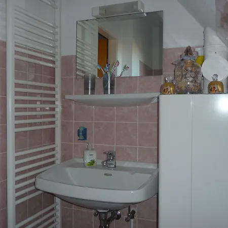 Vids10c15-fehaus-huus-oostsied *