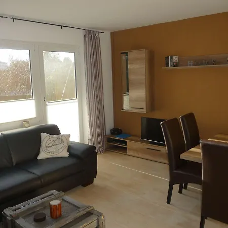 Vids10c15-fehaus-huus-oostsied